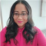 Titulada en Contabilidad y Finanzas, con un Máster en Auditoría